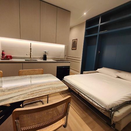 Ferienwohnung Ottoboni 2A Luxury Penthouse Mailand Exterior foto