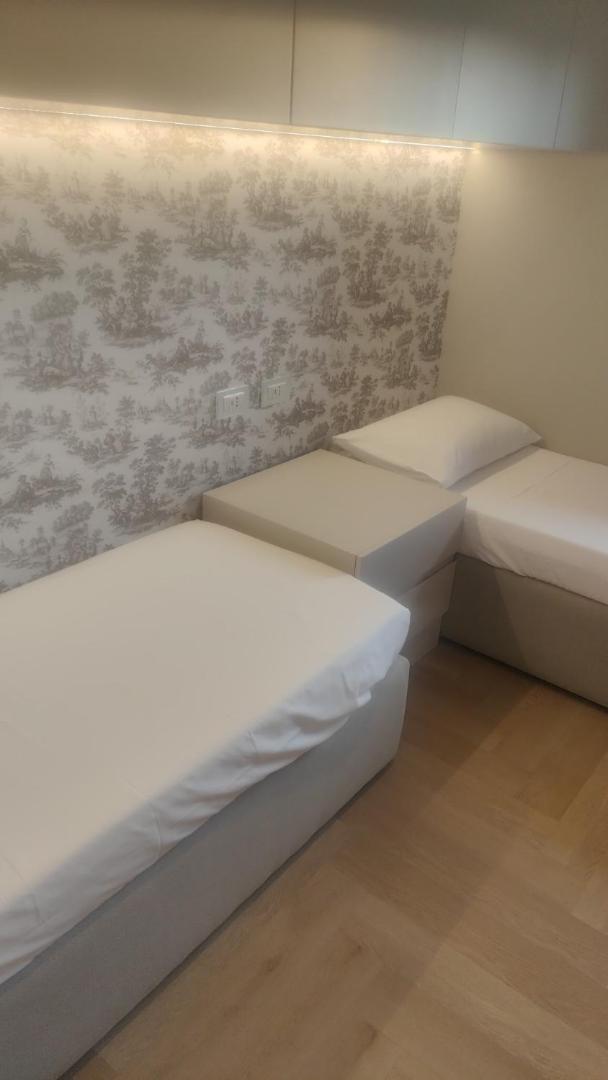 Ferienwohnung Ottoboni 2A Luxury Penthouse Mailand Exterior foto